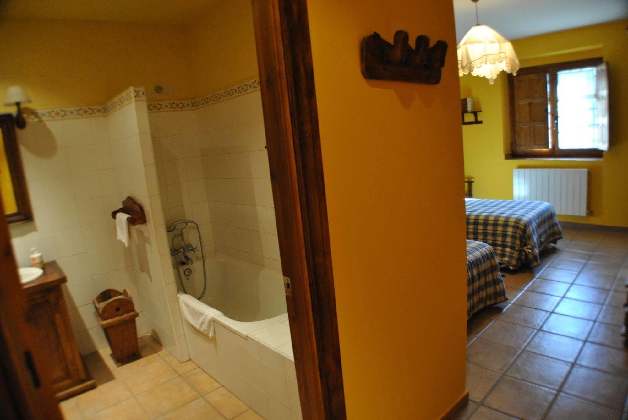 La Trocha De Hoyorredondo Hotel Buitenkant foto